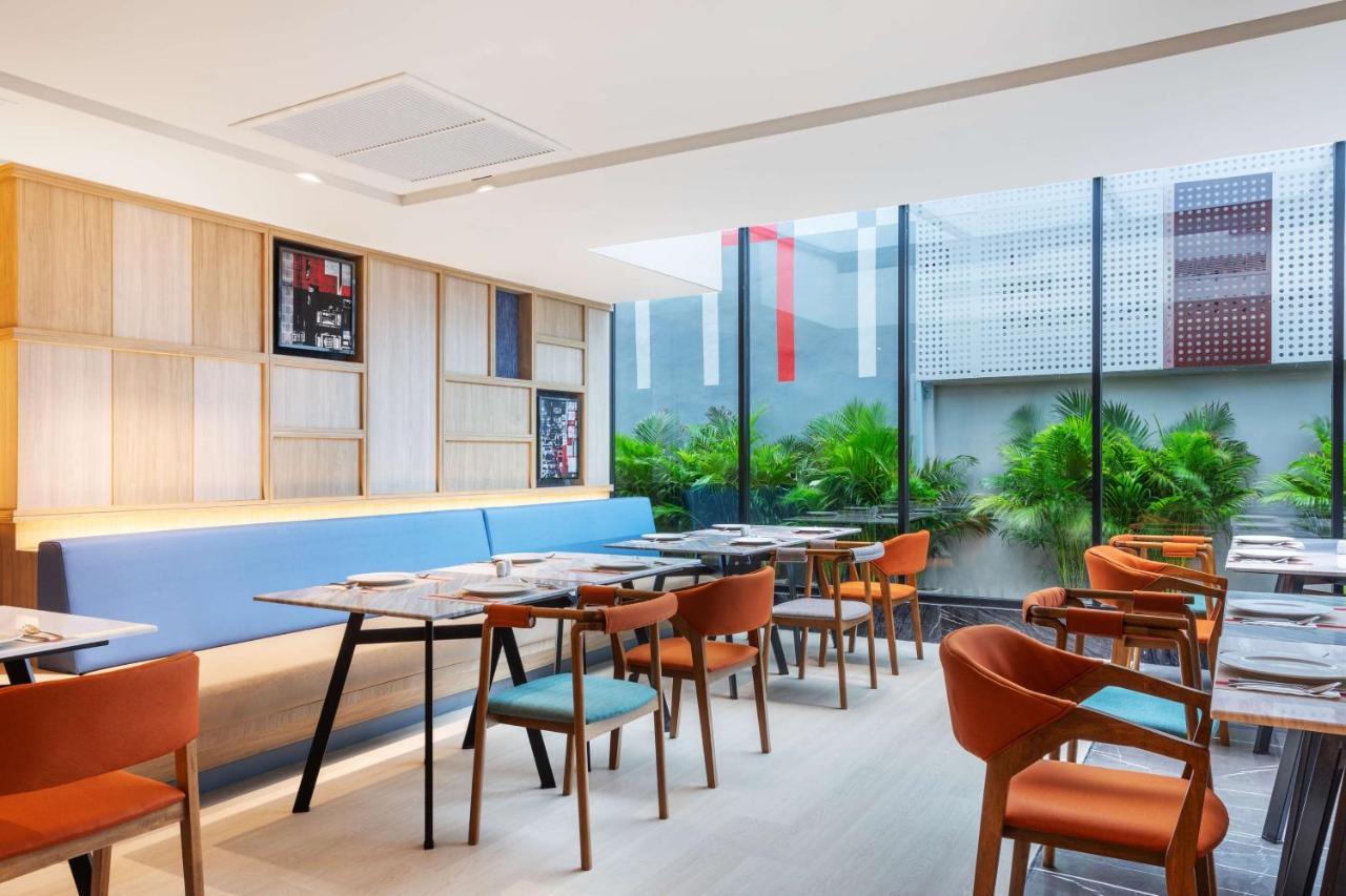 Best Western Click Sathorn 11 กรุงเทพมหานคร ภายนอก รูปภาพ