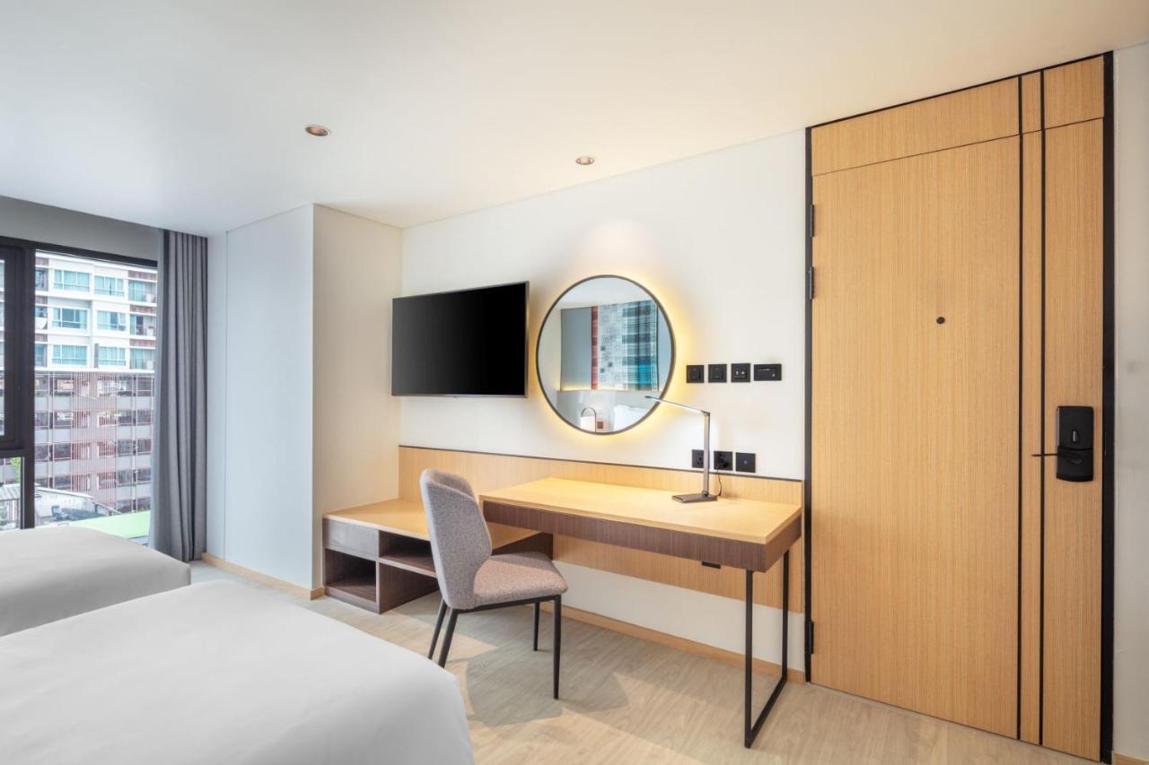Best Western Click Sathorn 11 กรุงเทพมหานคร ภายนอก รูปภาพ
