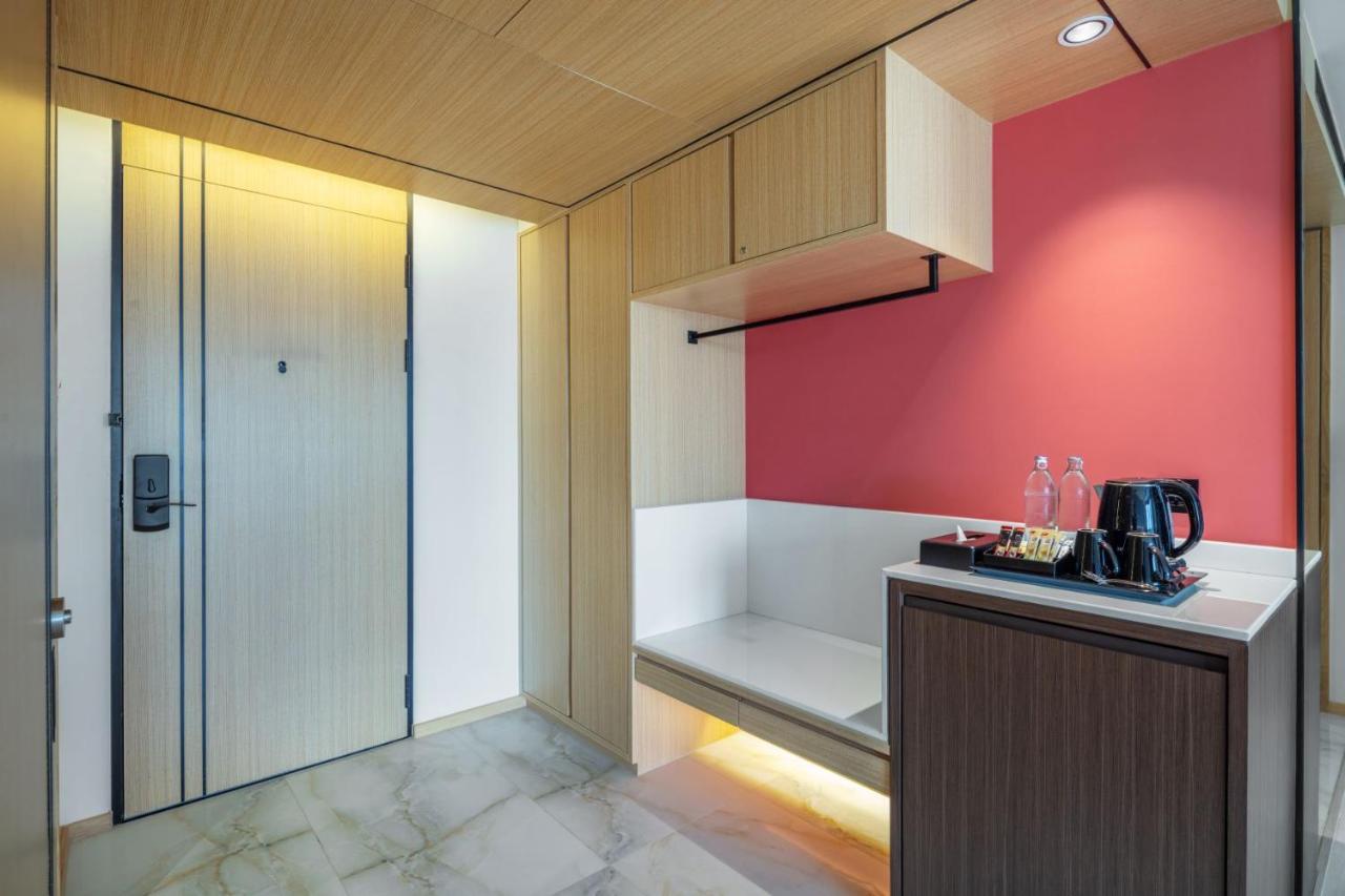 Best Western Click Sathorn 11 กรุงเทพมหานคร ภายนอก รูปภาพ