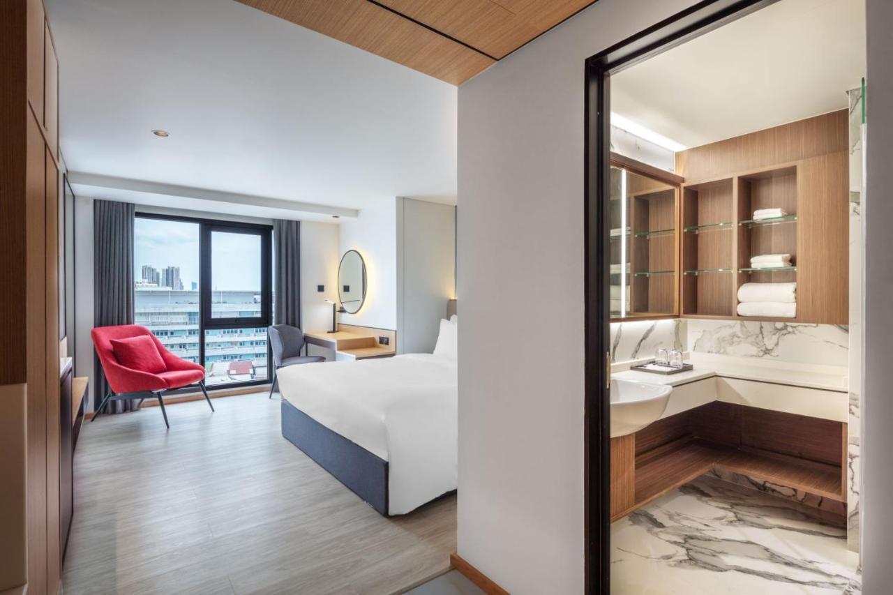 Best Western Click Sathorn 11 กรุงเทพมหานคร ภายนอก รูปภาพ