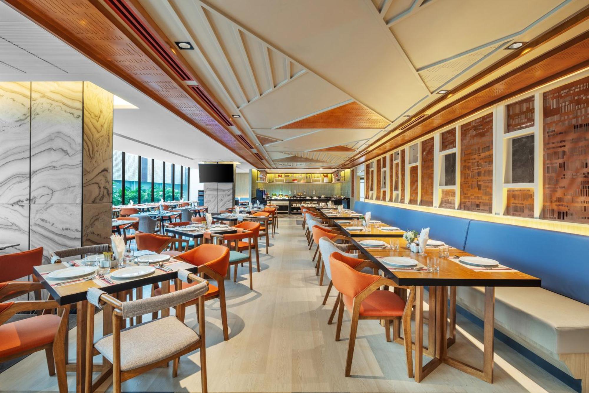 Best Western Click Sathorn 11 กรุงเทพมหานคร ภายนอก รูปภาพ