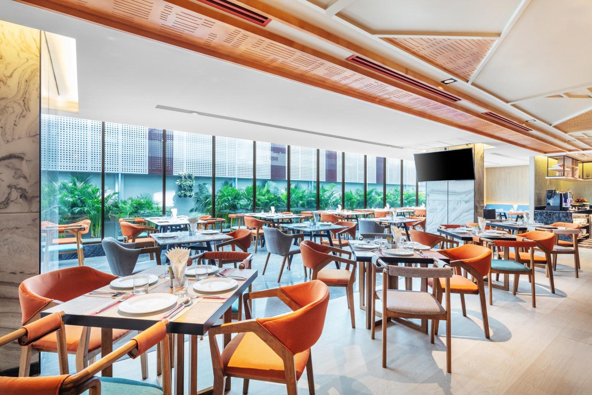 Best Western Click Sathorn 11 กรุงเทพมหานคร ภายนอก รูปภาพ